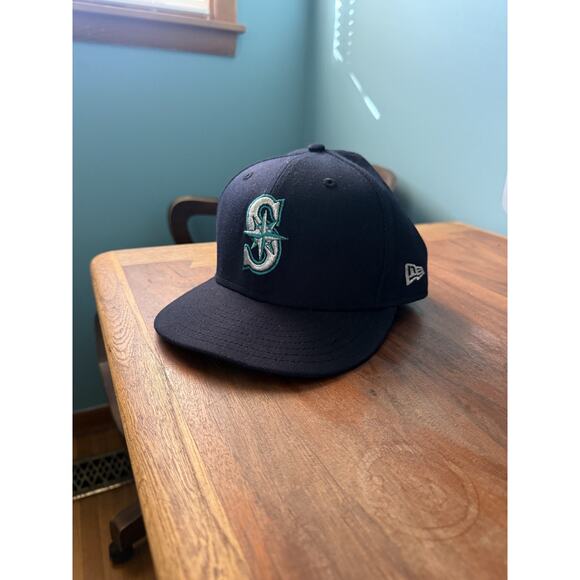 MLB Seattle Mariners Official On Field Navy Blue Fitted Baseball Hat Cap 7 1/2 - Picture 1 of 4
